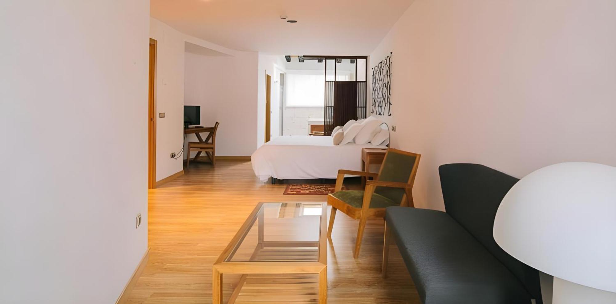Hotel Rural Quercus Tierra Garganta De Los Montes Екстер'єр фото