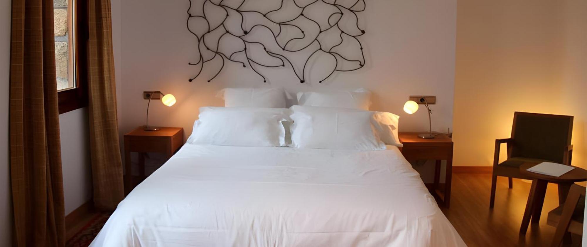 Hotel Rural Quercus Tierra Garganta De Los Montes Екстер'єр фото